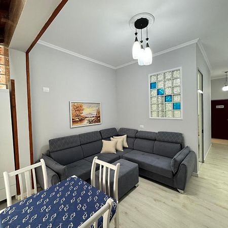 Solei Apartments Sarandë 外观 照片