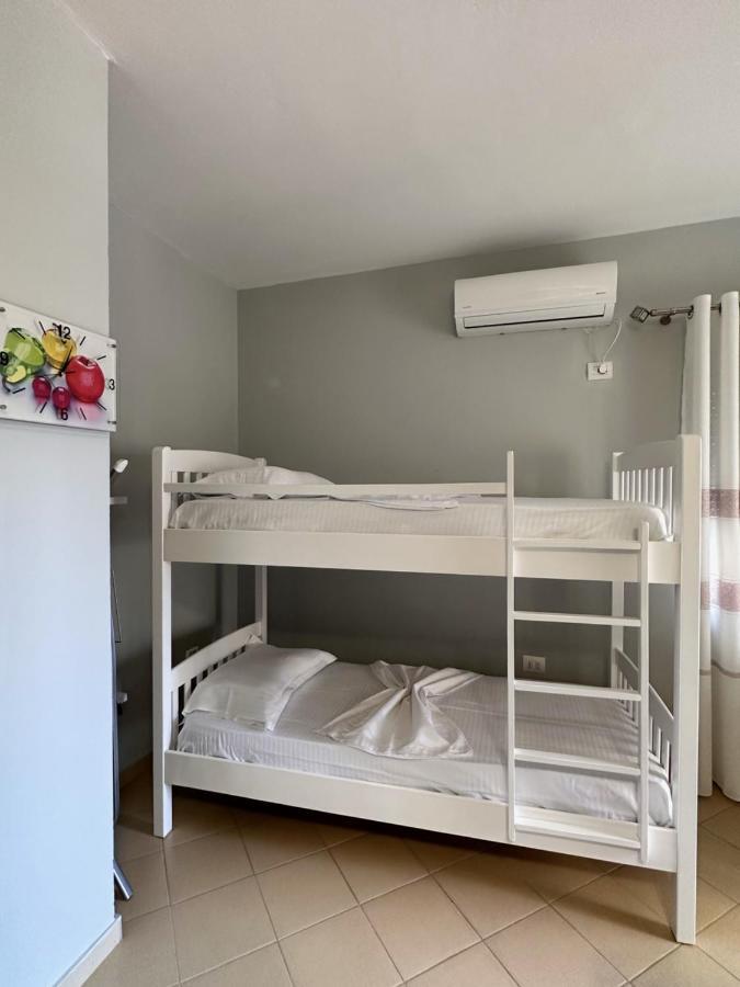 Solei Apartments Sarandë 外观 照片