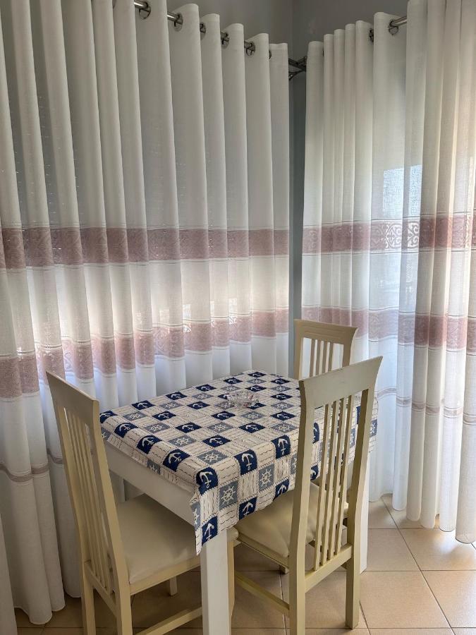Solei Apartments Sarandë 外观 照片