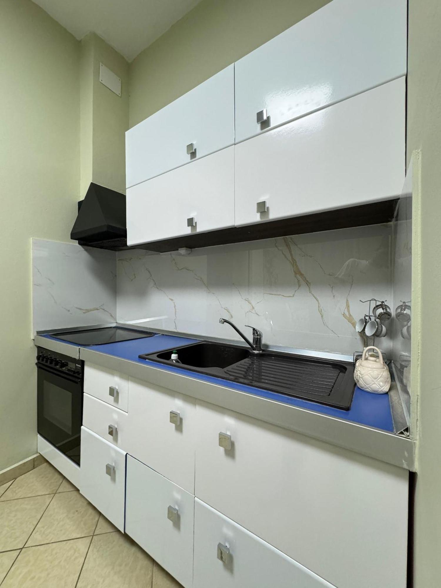Solei Apartments Sarandë 外观 照片