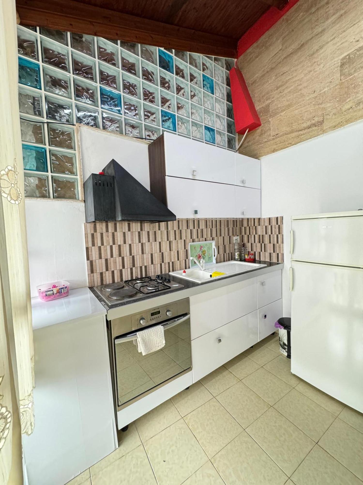 Solei Apartments Sarandë 外观 照片